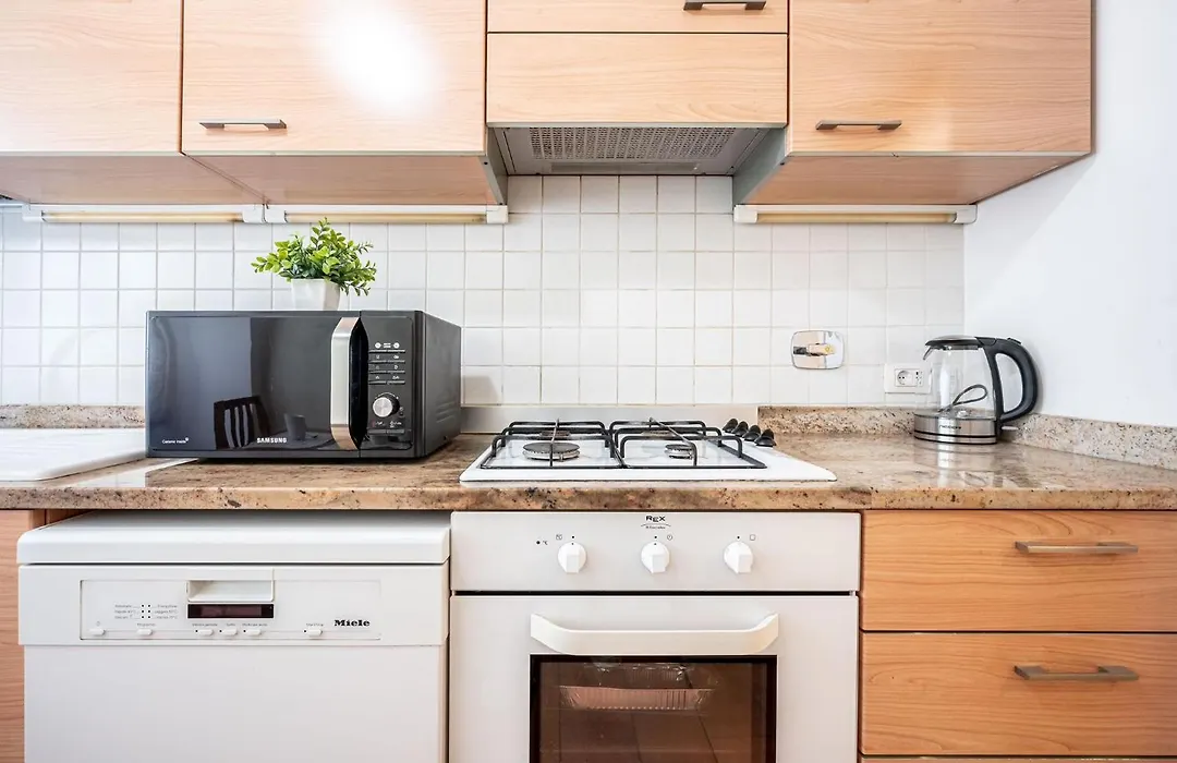 King Size Apartment Wifi Air Conditioning Tv50 10Min Colosseo-Trastevere-1